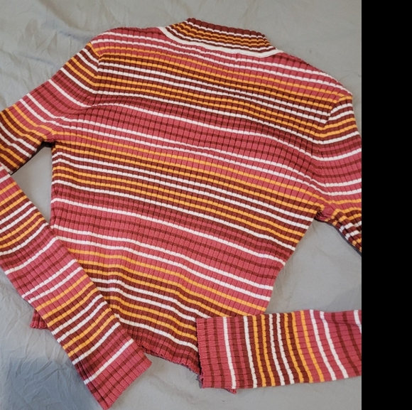 Madden NYC Sweater Women's Sz L striped cutout preppy punk retro peak a boo crop - Picture 6 of 11